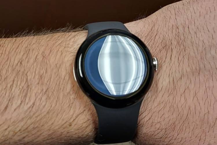 Pixel Watch นำเสนอแบตเตอรี่ 300mAh การเชื่อมต่อข้อมูลมือถือ