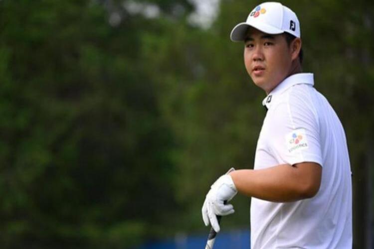 Kim Joo-hyung แห่งเกาหลีใต้คว้าชัยชนะ PGA Tour ครั้งแรกด้วยชัยชนะในการแข่งขัน Wyndham Championship